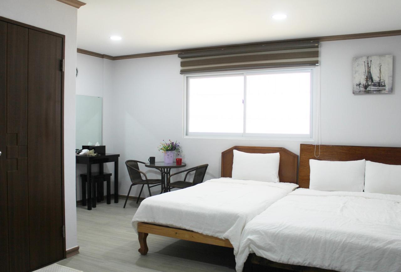 Winners Residence Saipan Esterno foto